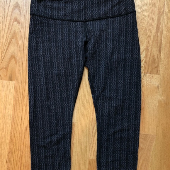 Lululemon Wunder Under Ziggy Zig Zag crop leggings - Picture 2 of 5